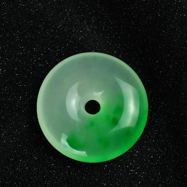 

Новый универсальный кулон-застежка из натурального высококачественного ледяного кварца