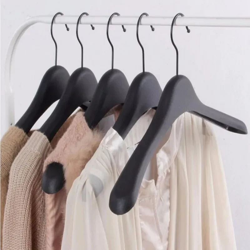 10Pcs Black Wide Shoulder Plastic Clothes Hangers For Suit Jacket Fur Coat Wardrobe Storage Organizer