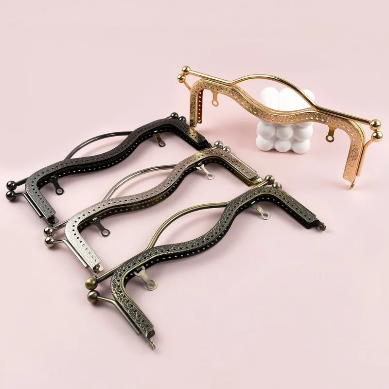 1/2Pcs Embossed Metal Bag Handle 20.5/27cm Purse Frame Wallet Handbag Clourse Lock Kiss Clasp DIY Sewing Bracket  Accessories