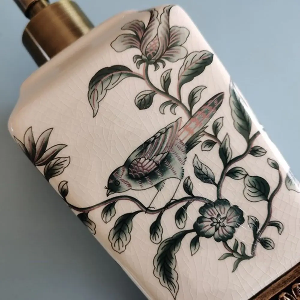 Keramik-Seifenspender im europäischen Vintage-Stil, Shampooflaschen mit Blumenmuster, Duschgelflasche im Vintage-Stil, Lotionflasche. – Detail 10