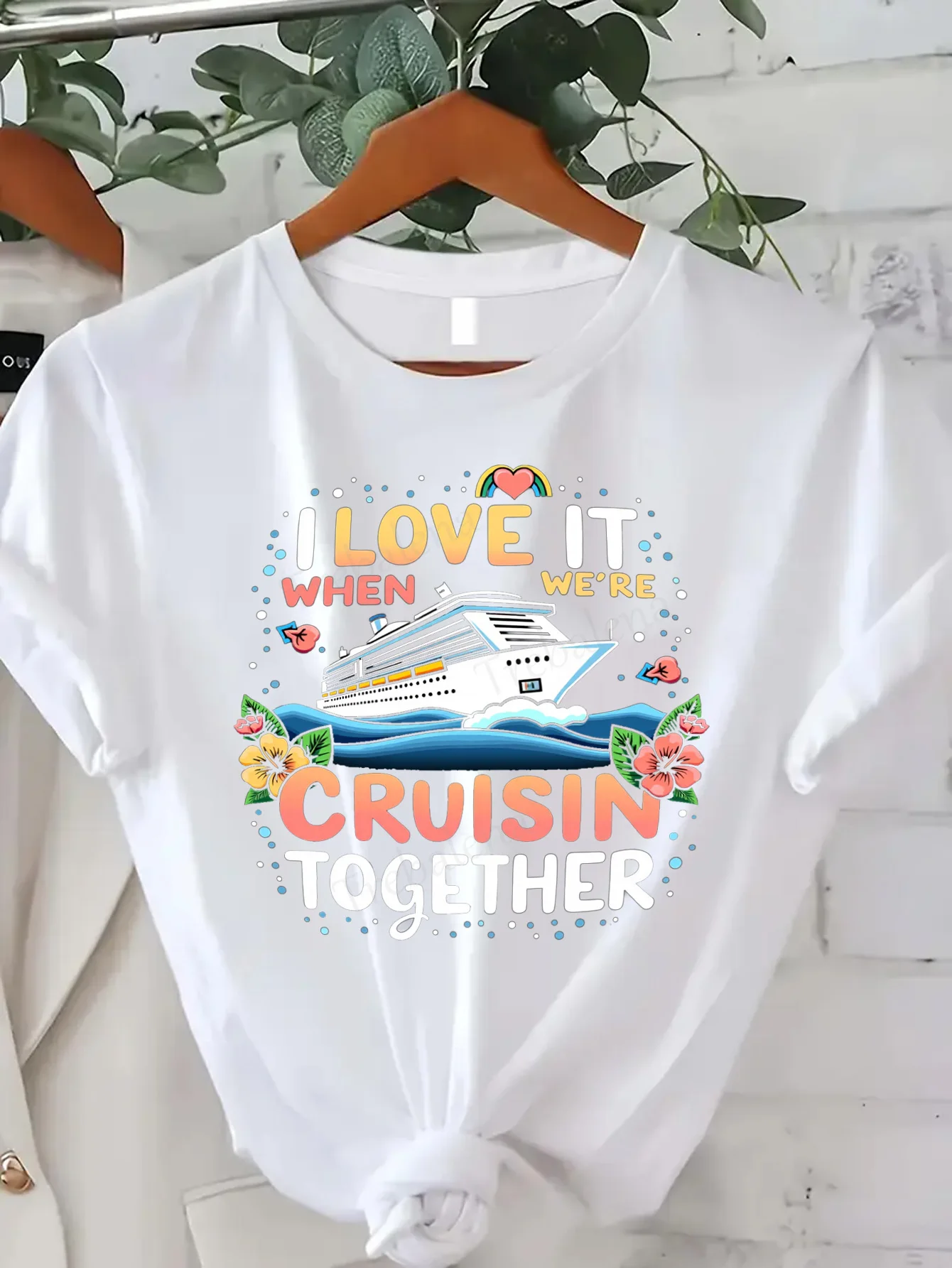 

Women T-shirt Cruisin' Together Love It T-Shirt - Cute Cruise Lover Tee for Women