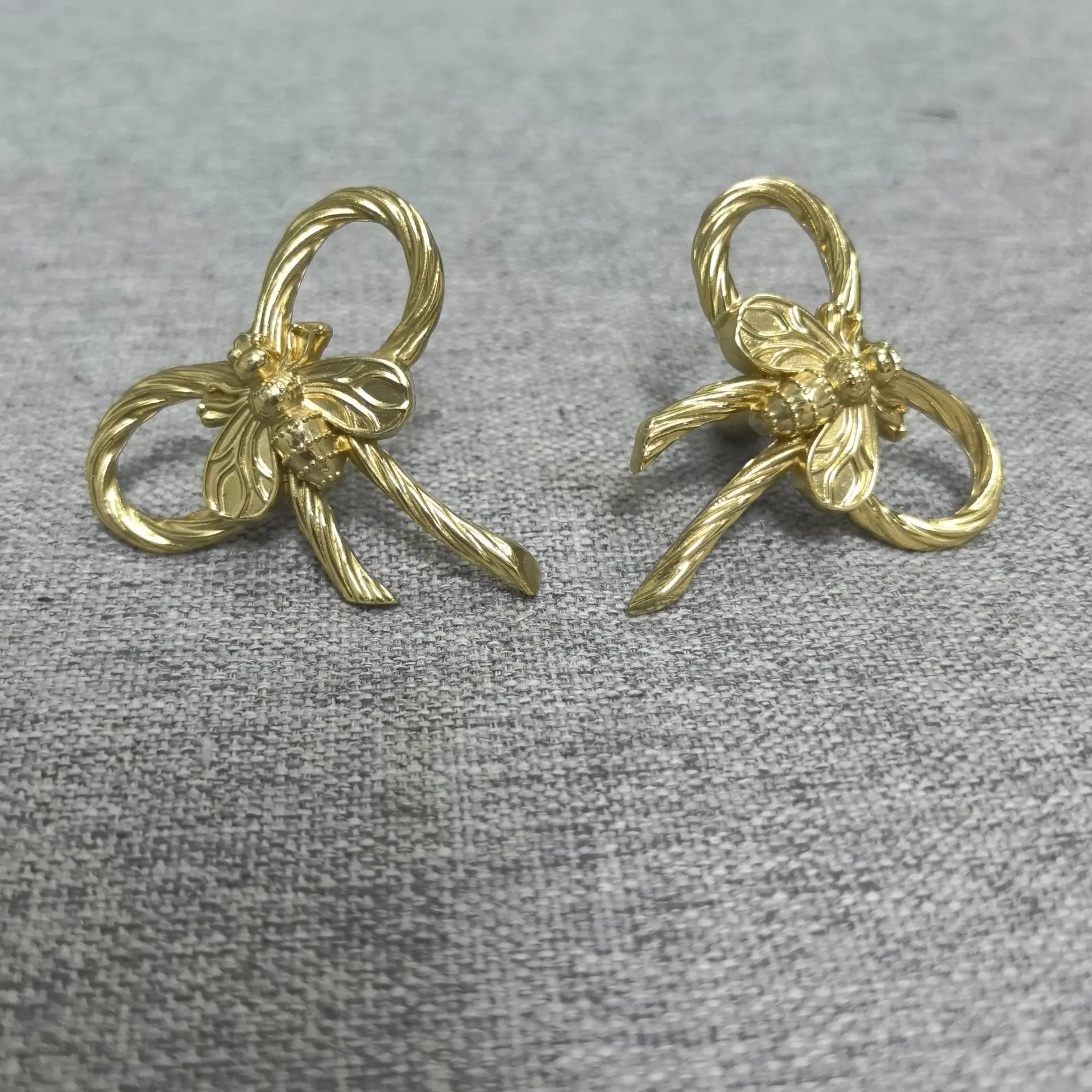 Creative Bee Knot Knob Solid Brass Bow Drawer Knobs Wardrobe Kitchen Cabinet Door Handles Decorate Furniture Door Knob