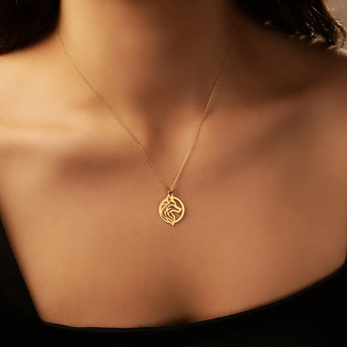 الذئب قلادة القلائد للنساء الرجال زوجين الفولاذ المقاوم للصدأ فريد مجوهرات بأشكال حيوانات المختنق مجوهرات هدايا عيد الميلاد 2025