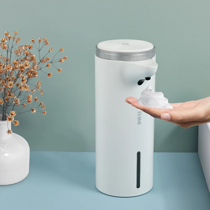 

Автоматический дозатор мыла Бесконтактный - IPX7 Водонепроницаемый - Регулируемый - Зарядный лоток USB C / Дозатор дезинфицирующего средства для рук для кухни и b