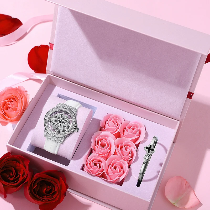 Casual Watch for Women Luxury Leather Strap 360 Degrees Rotary Star Hollow Luminous Ladies Watches Full Diamond Quartz Watch