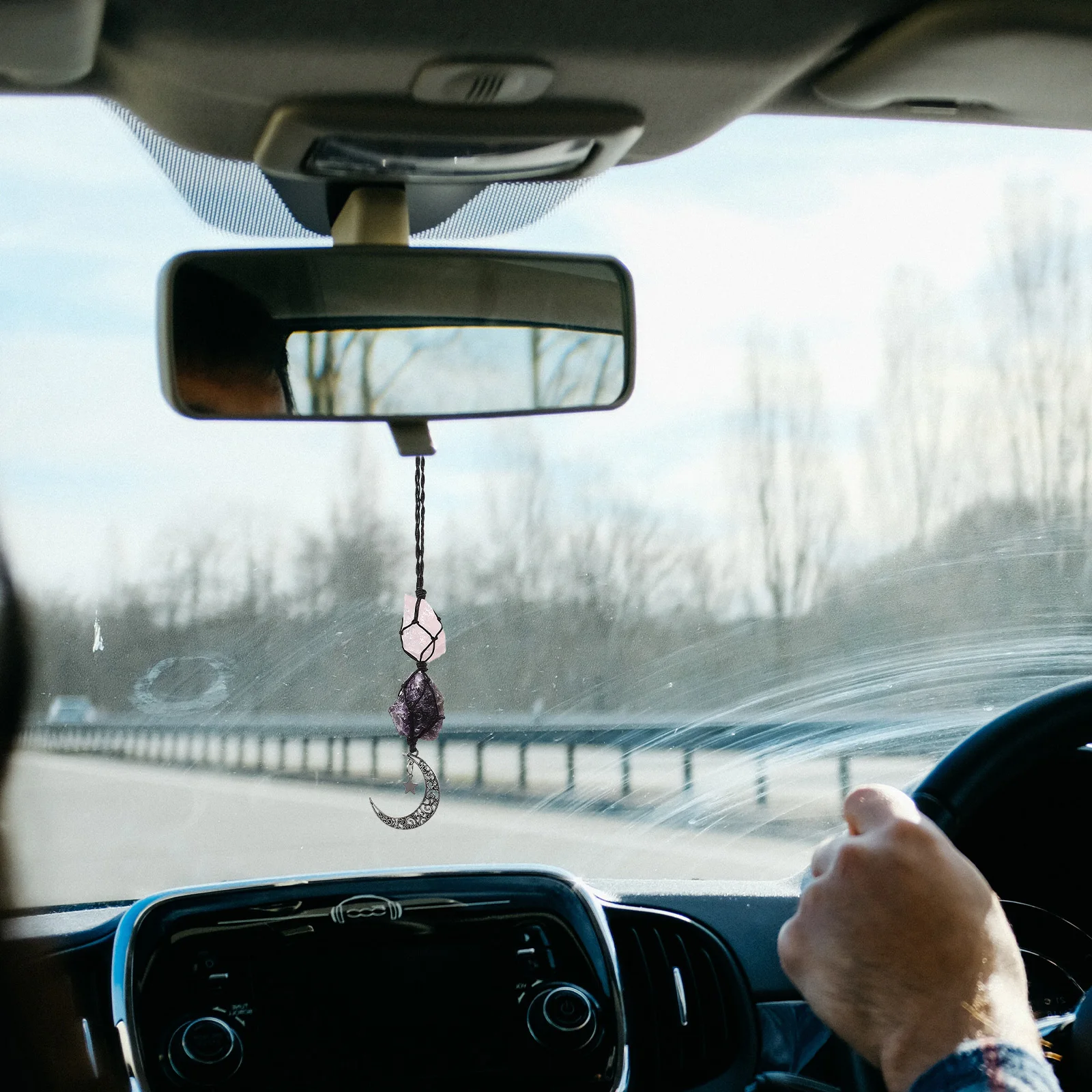

Delicate Crystal Car Pendant Accessories Ornament Rearview Mirror Decorative Hanging Auto Pendant Creative Home Decoration Fine