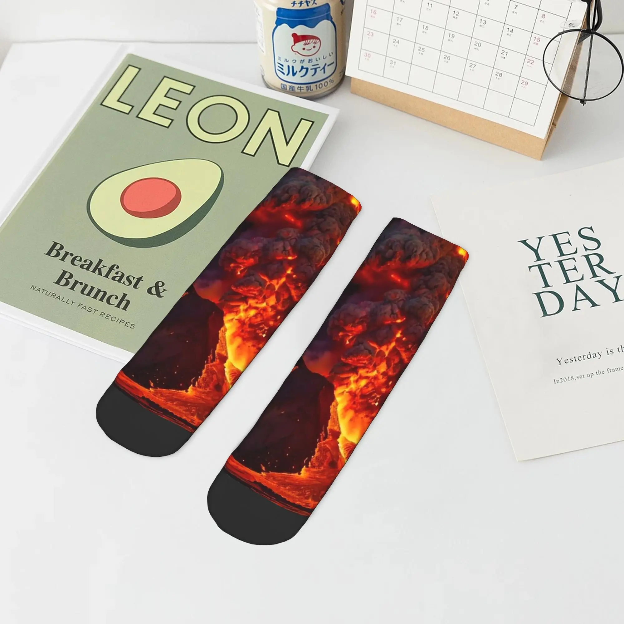 Calcetines de humo de volcán, medias absorbentes del sudor Harajuku, calcetines para todas las estaciones, accesorios para regalos de Navidad Unisex