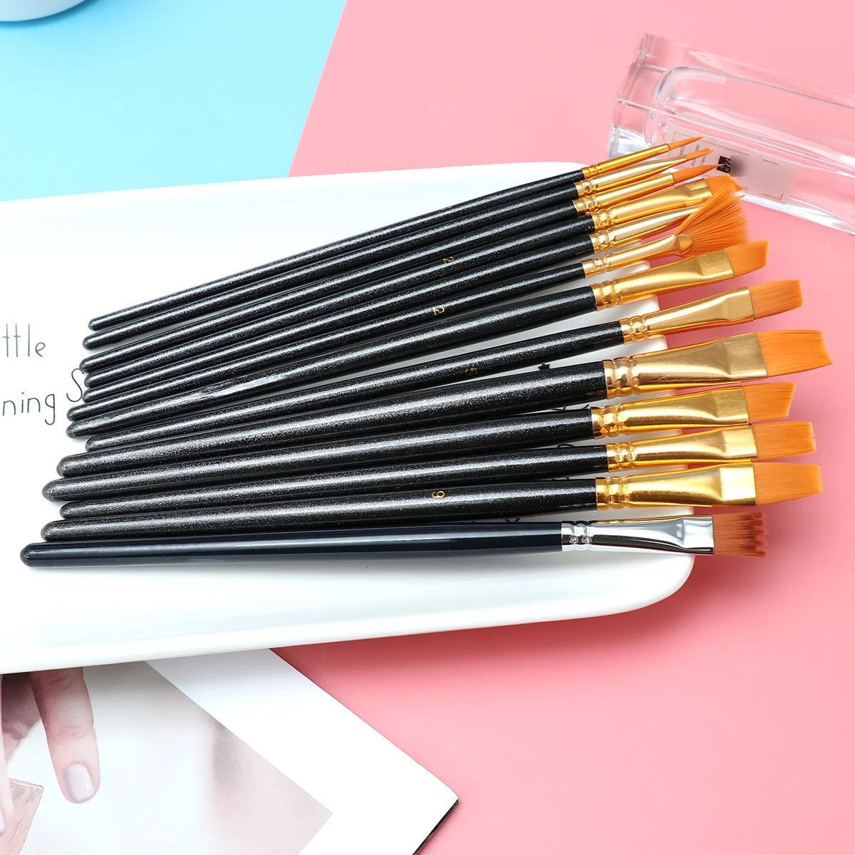 

13Pcs Artist Paint Brushes Nylon Bristles Drawing Set Wood Handle Different Sizes Versatile for Watercolor Oil Acrylic
