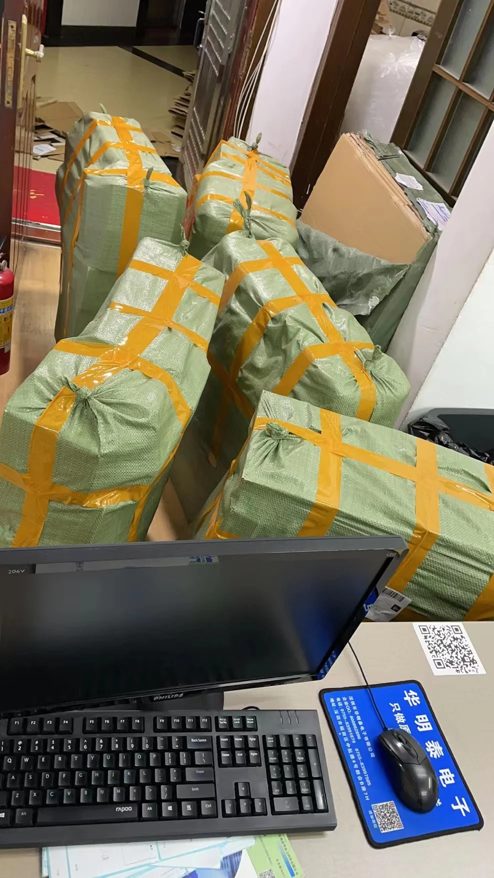 CP2E-N20DT-D PLC Controller Goud Verkoper Module Nieuwe Originele Magazijn Voorraad CP2E-N20DT-D PLC Controller