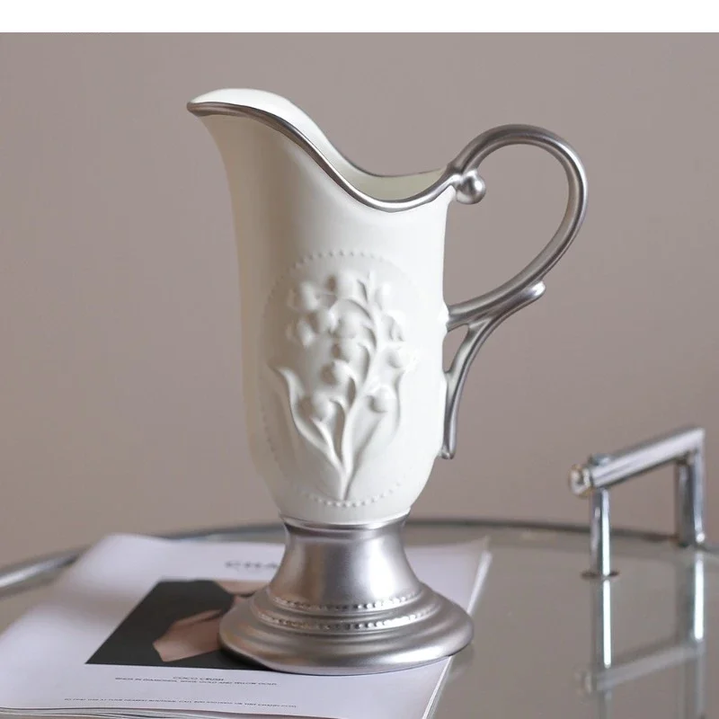 Light Luxury Ceramic Vase French Retro Flower Arrangement Crafts Decoration Room Aesthetics Decor Art Pot