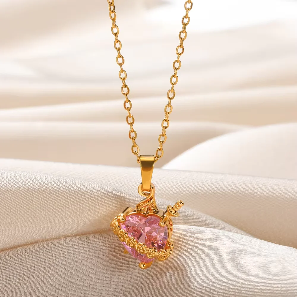 Collar de corazón de circón rosa de lujo para mujer, espada gótica, gargantilla de amor, collares de flores de cristal elegantes, joyería Y2k