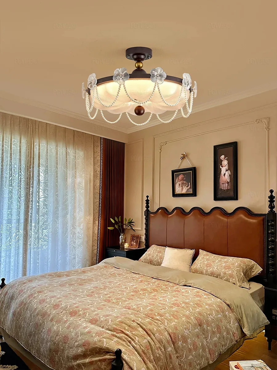

Light luxury bedroom ceiling light new medieval retro style master bedroom room simple modern room eye protection light