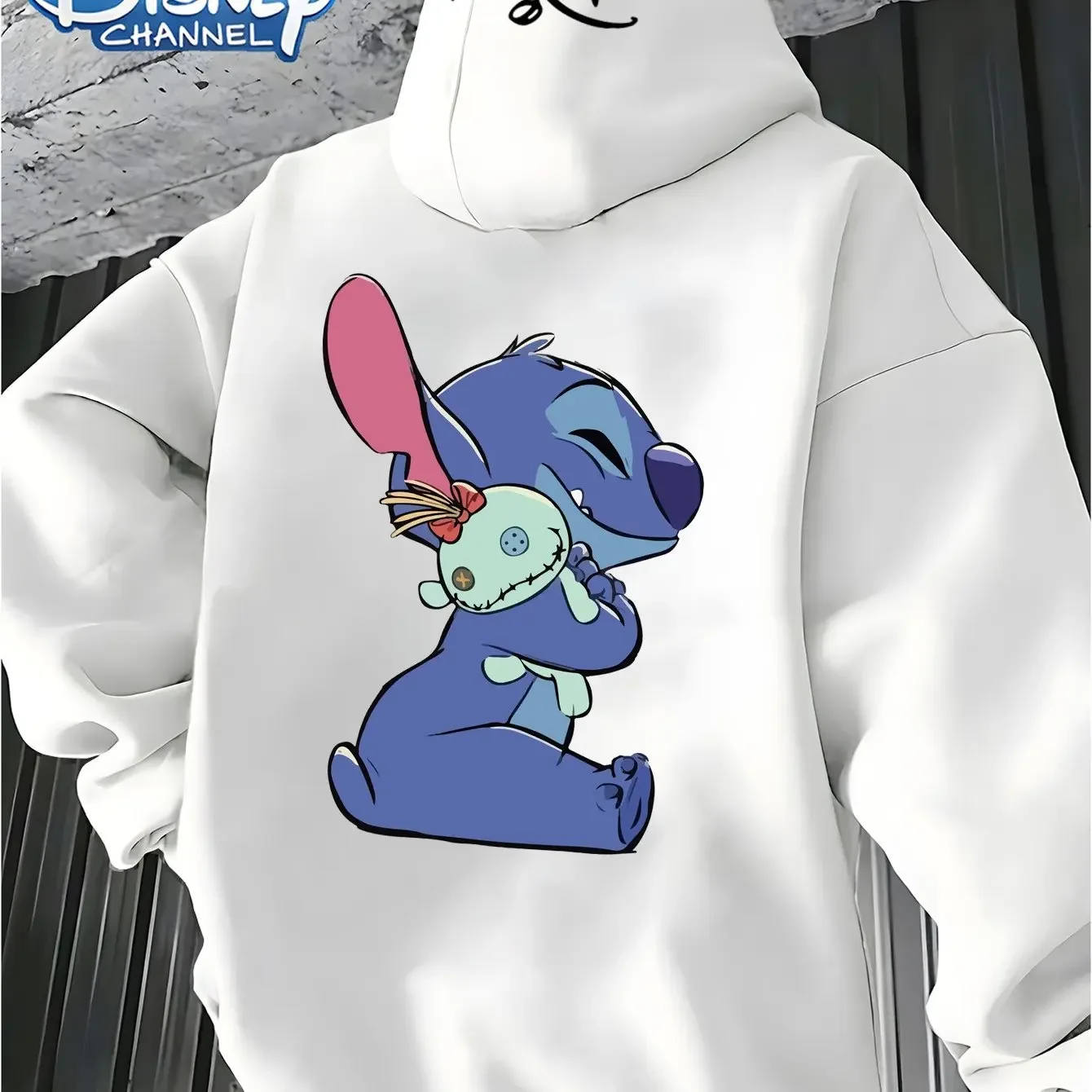 

Оригинальная лицензионная серия Disney, модная толстовка с капюшоном и принтом Stitch Hold Small Golden Warm Moment Pattern Print