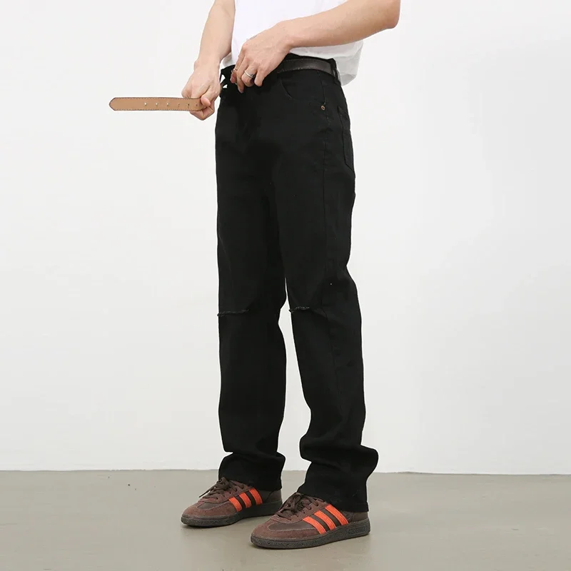 2025 Estate Nuovo Nero Jeans Strappati Uomo Coreano Moda Foro Stretch Slim Jeans Uomo Casual a vita media Pantaloni di jeans dritti Maschile