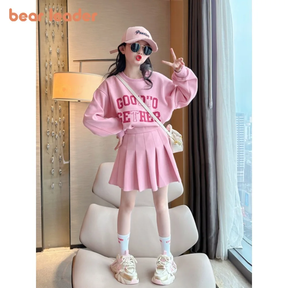 

Корейская детская одежда Bear Leader, осенняя розовая одежда с воротником-поло для девочек-подростков, топ с длинными рукавами и буквенным принтом + плиссированная юбка