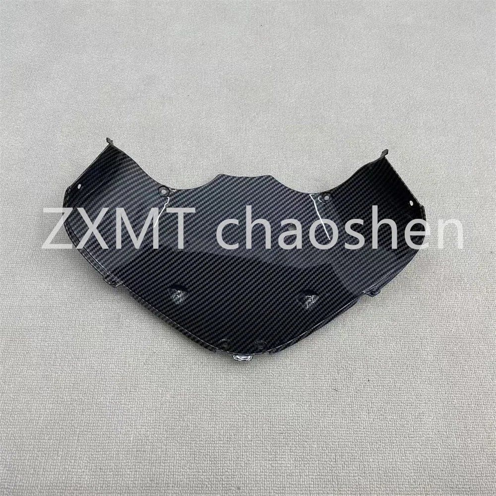 The ABS motorcycle fairing is suitable for the GSXR1000 K5 large R head lower plate with carbon fiber paint from 2005 to 2006
