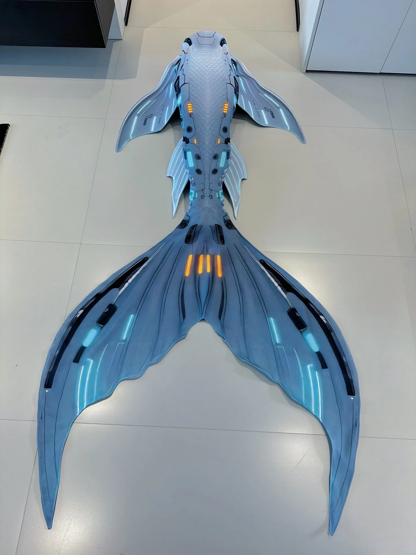 Adult Mermaid Tail Thickened Dorsal Fin Fish Tail Glitter Underwater Performance Suit, Oceanarium Cosplay Performance Suit view 5