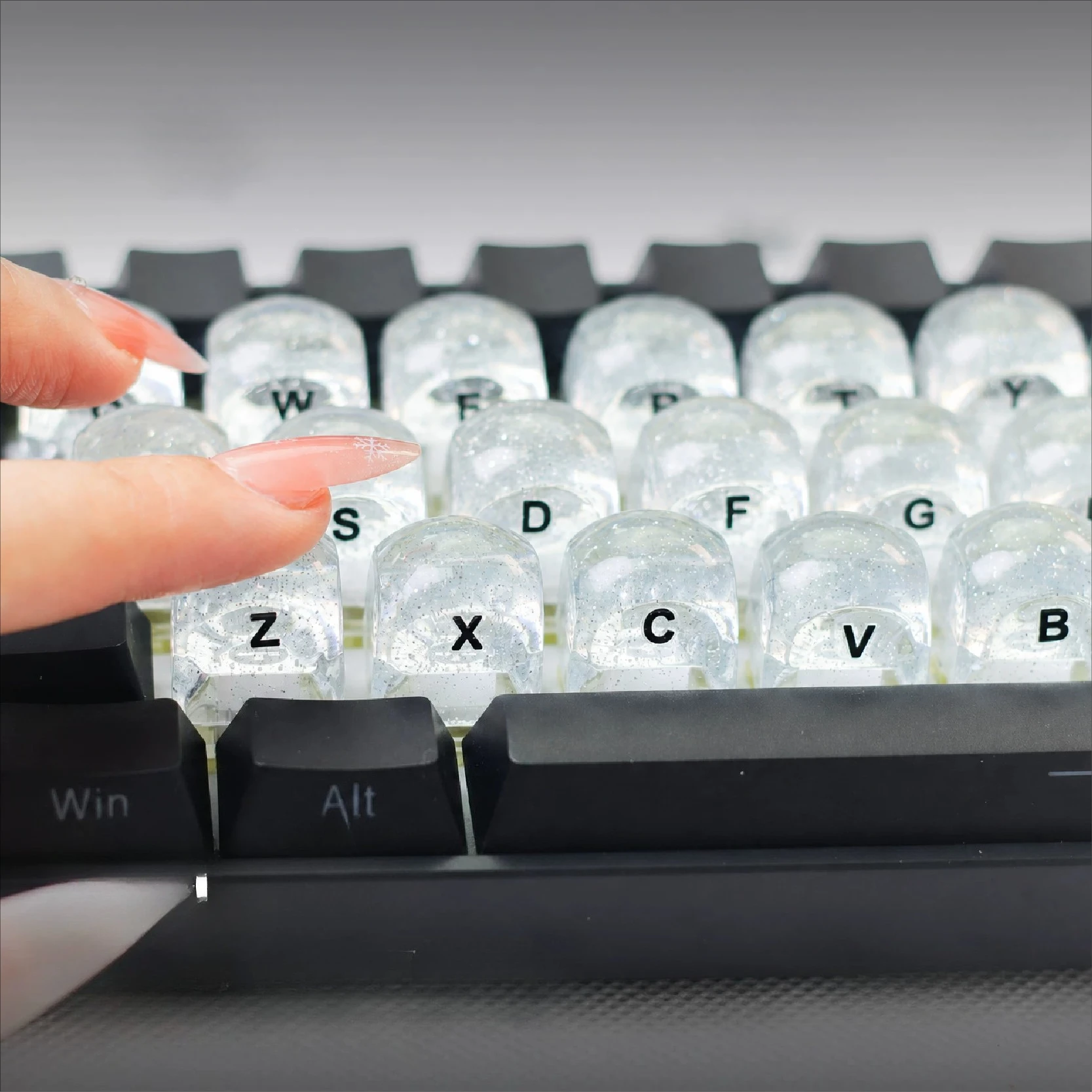 MAIMOOO Nail Art Keycap Starry Sky Ice Transparent Resin Keycaps for Long Nails Girls Creative Raised Mechanical Keyboard KeyCap