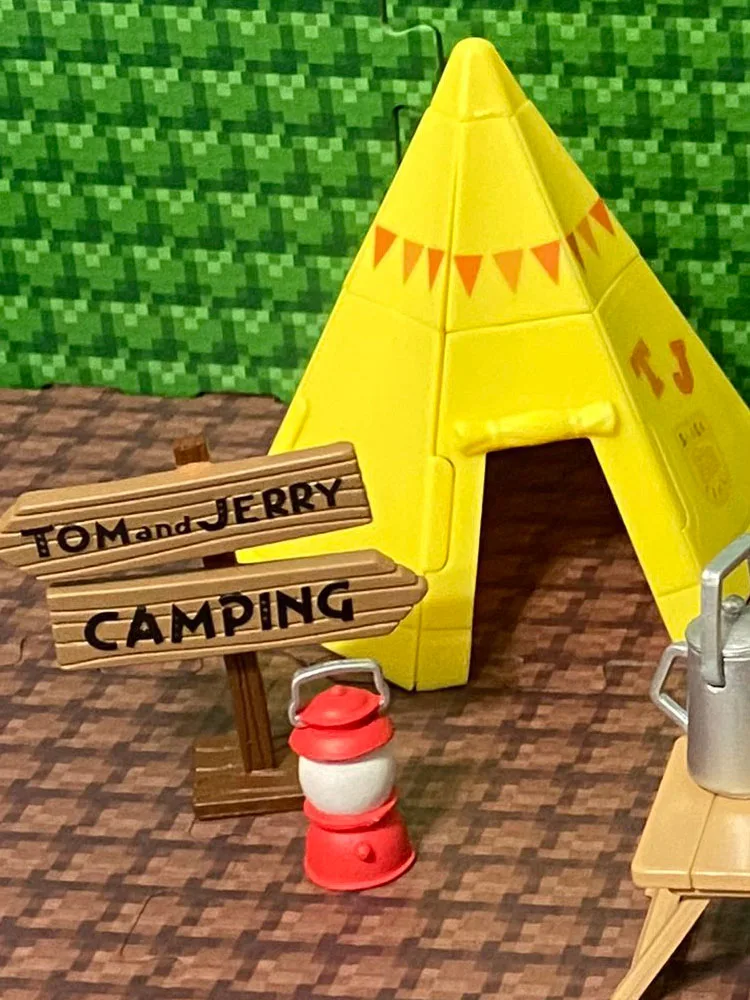 Bandai Tom and Jerry Tom Jerry Taffy Camping Camping Series Hand-made Gashapon Model Spot Genuine Holiday Gift