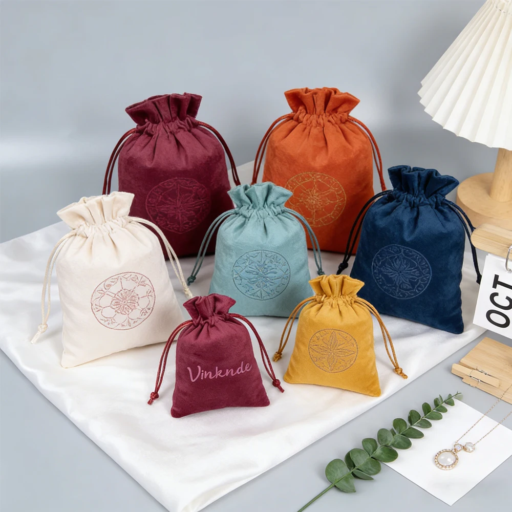 

50pcs Burgundy Wine Velvet Drawstrings Bags Wedding Jewelry Gift Candy Mini 7x9cm Storage Pouches Custom Logo DIY Packing Bag