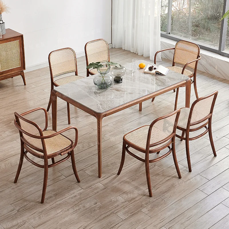 Combinaison table et chaise en bois massif