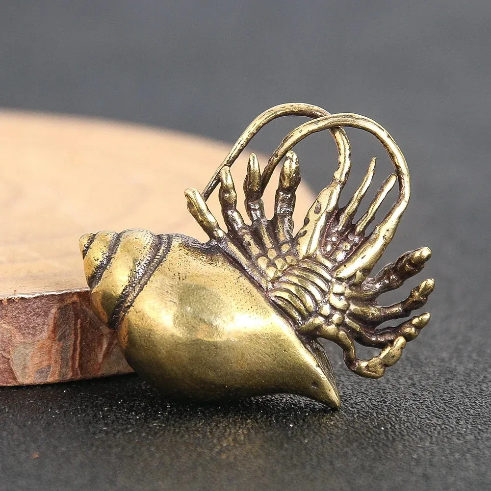 Retro Brass Conch Seashell Hermit Crab Copper Ornament Crafts Kung Fu Tea Pet Figurine Mascot Paperweight Centerpiece Desk Decor