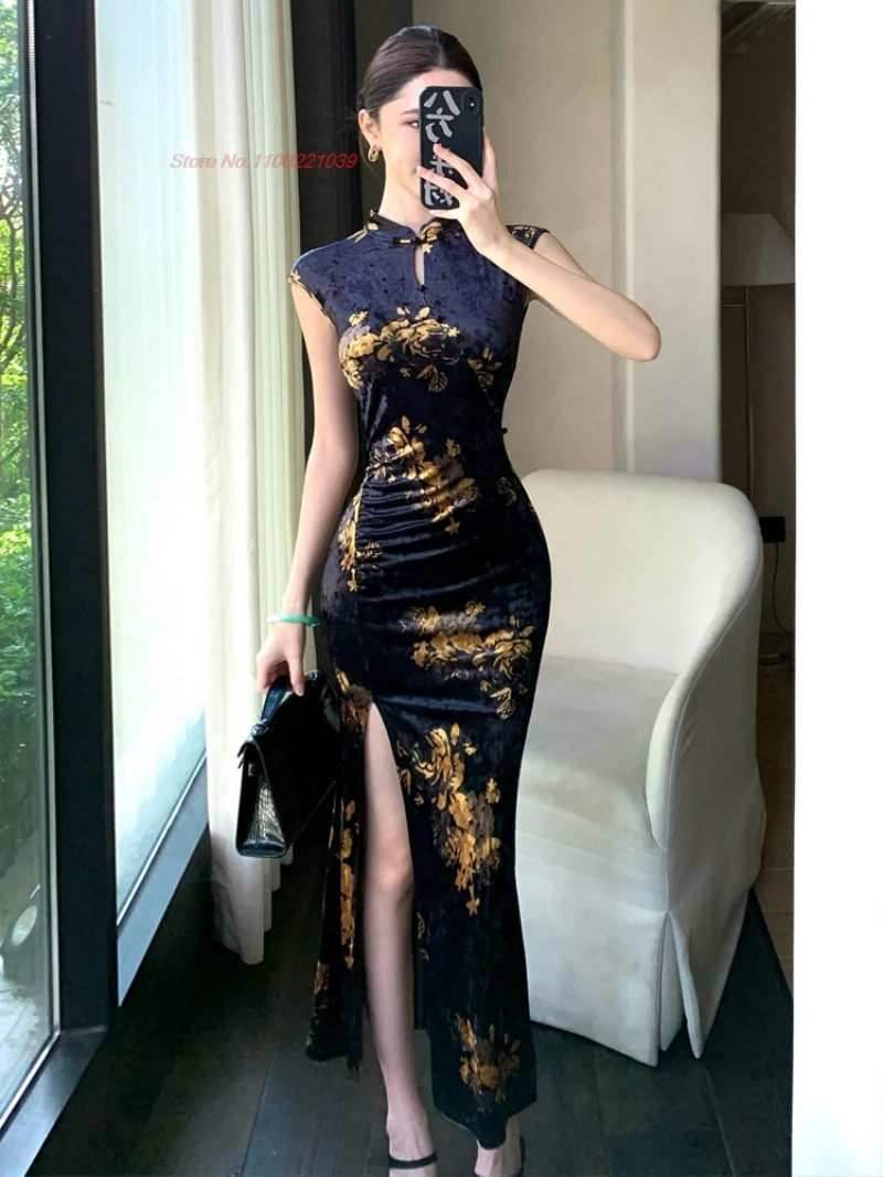 

Китайское сексуальное платье 2025 года, улучшенное Cheongsam, национальный цветочный принт, бархатное платье без рукавов, Ципао, платье для ночного клуба, банкетное вечернее платье