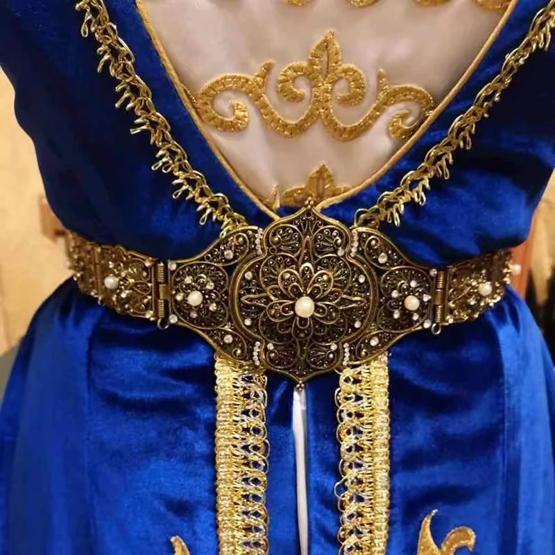 

Vingate Lady Carved Metal Belt Kaftan Crystal Waist Chain Adjustable Length Hollow Wedding Metal Belt