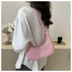 Retro Fashion Underarm Bag 2023 New Portable Shoulder Bag For Women'S High-End Texture Solid Color Crescent Bag