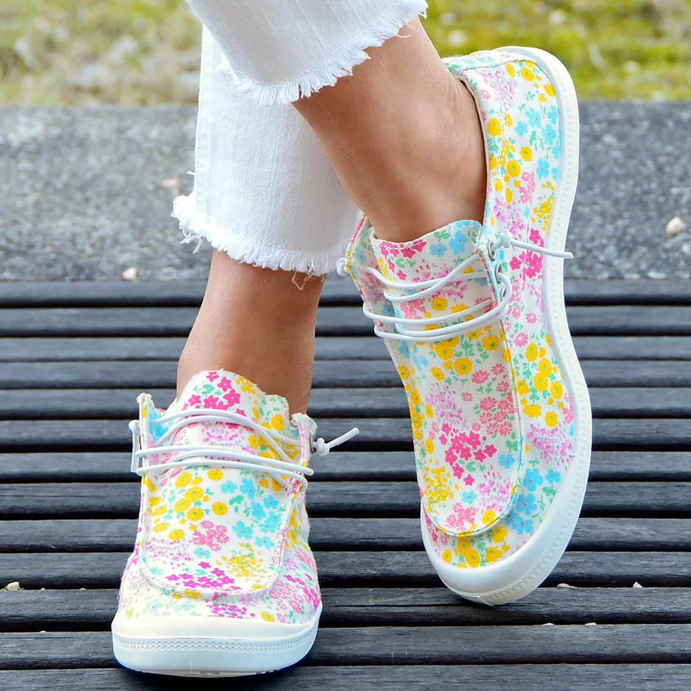 女性用カジュアルアウトドアスポーツシューズ、ハイキングシューズ、ランニングシューズ、2026年春の新作花柄ファッションギフト女性用シューズ