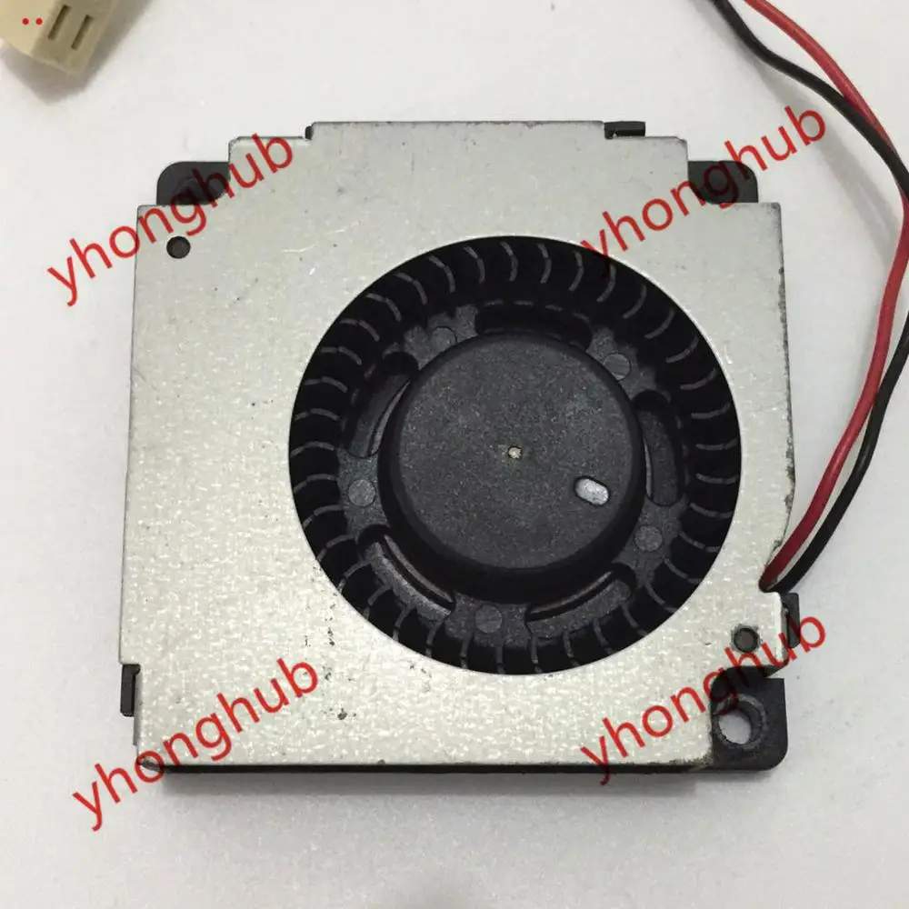 

Delta Electronics BFB04512HHA DC 12 В 0,26 А 45x45x10 мм 2-проводной охлаждающий вентилятор для сервера