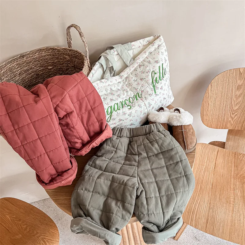 Neue Winterhose im koreanischen Stil für Kinder, dicke warme Hose, einfarbige, lässige Stepphose für Kinder – Detail 2