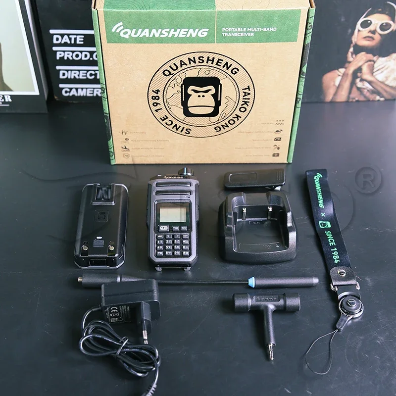 متوفر في المخزون Quansheng Taiko Kong TK11 (5) TK11(5) 10 واط استقبال 0.153-1160 ميجا هرتز لاسلكي تخاطب الطيف محلل تردد متر الأسلاك