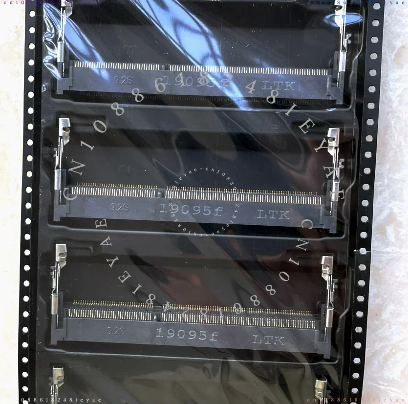 

Совершенно новое сиденье со слотом для памяти Ddr3 204p H9.2 вперед, реверс, черный