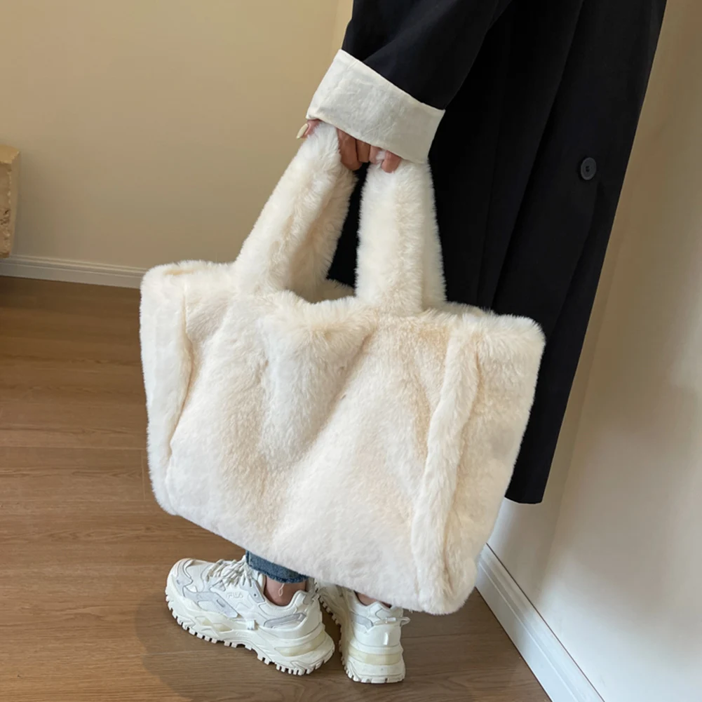 INS Women Plush Shoulder Bag Soft Fuzzy Ladies Tote Bag Cute Faux Fur Hobo Bag Trendy Large Capacity Plush Fluffy Top-handle Bag