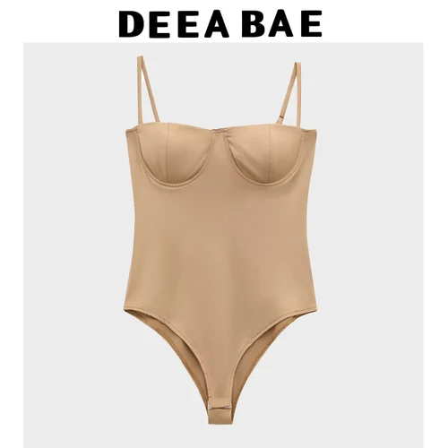 חליפות & רומפרס