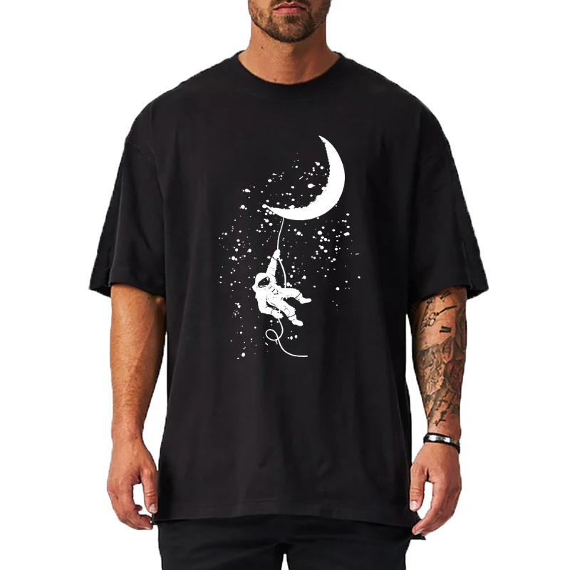 

Space Astronaut Climb The Moon Funny Oversized T-shirts Mens Cotton Half Sleeve Crew Neck T Shirt Casual Streetwear Tees for Men