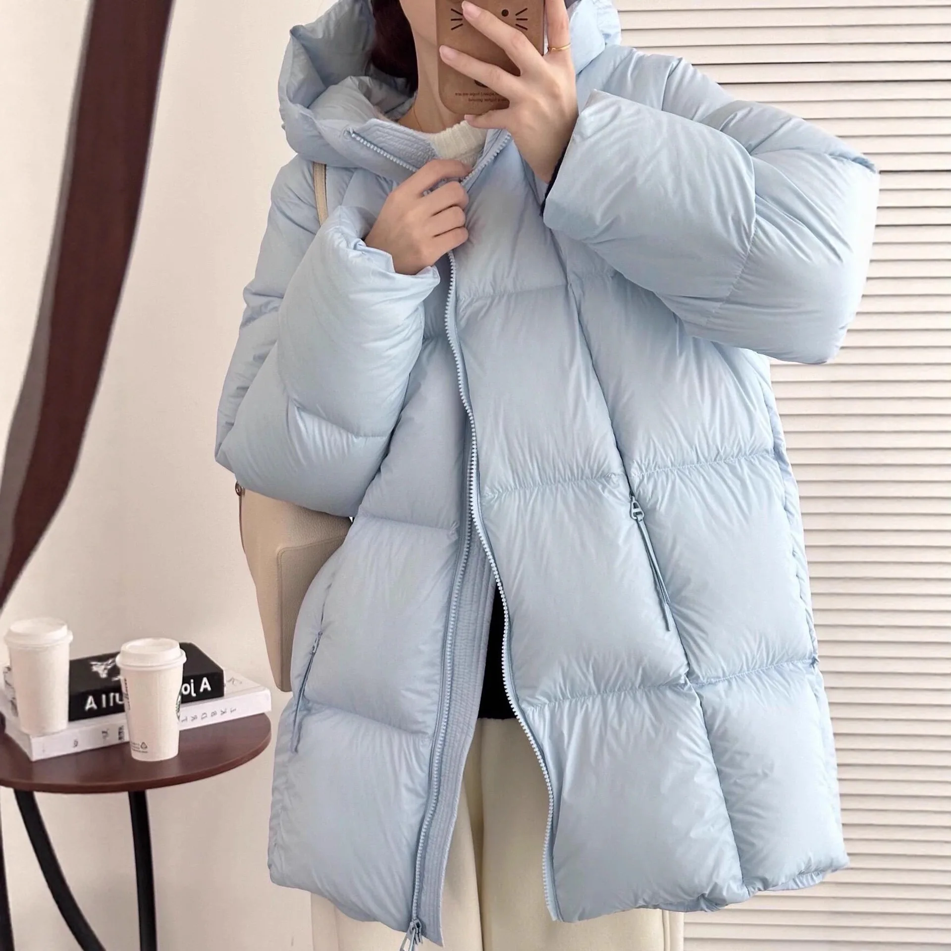 2026 Winter Down Jacket Women's Windproof Hooded Commuter Women's Jacket