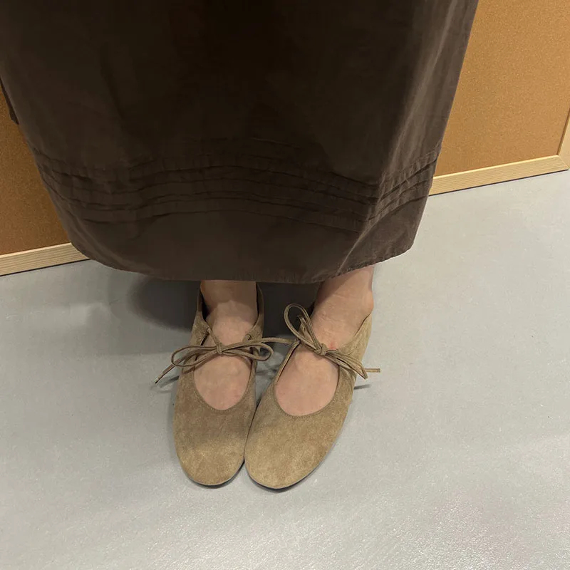 Modische Schmetterlingsknoten-Damenschuhe, flache Schuhe für Damen, lässige, weiche Schuhe mit runder Zehenpartie, Slip-On-Schuhe für Damen. – Detail 19