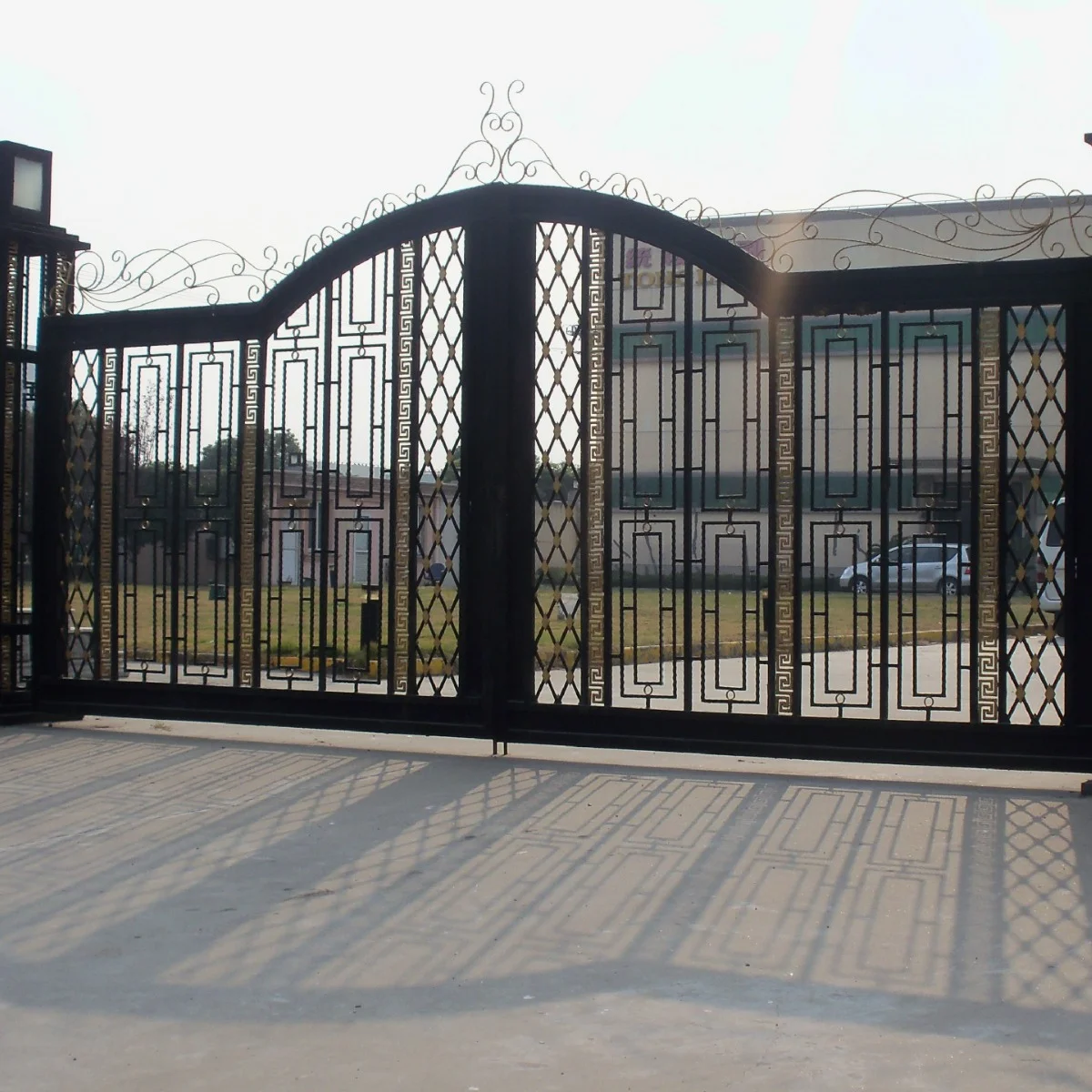 *& Laser Cut Aluminum Picket Fence Gate 8Ft Arched Double Leaf Wooden Look
