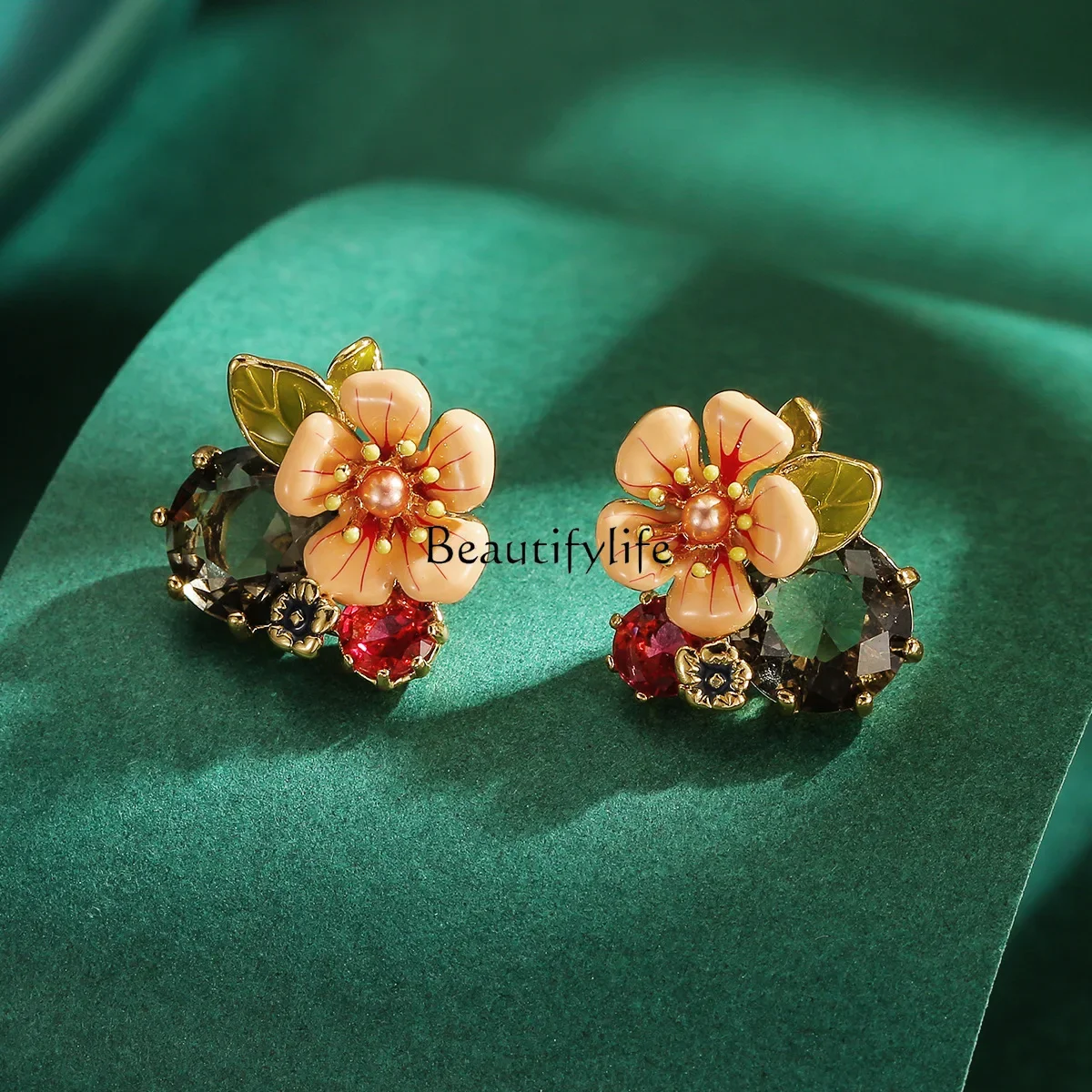 Premium temperament enamel color glaze pearl pink flower crystal sparkling diamond stud earrings fashionable versatile ear clips