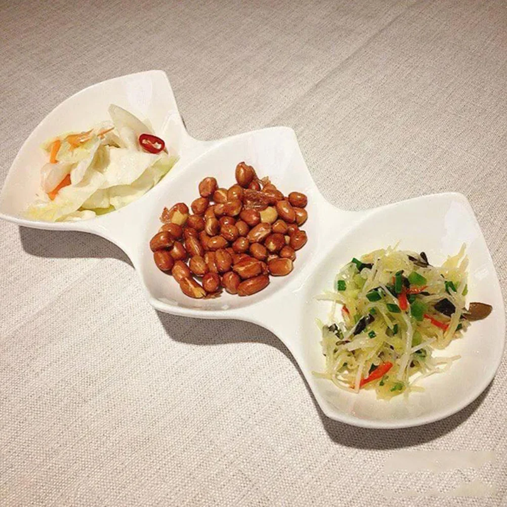 

Three-Grid Ceramic Sauce Seasoning Plate Dipping Bowls Small Bowls for Soy Sauce Spices Snacks Appetizer Dish Seasoning Plate