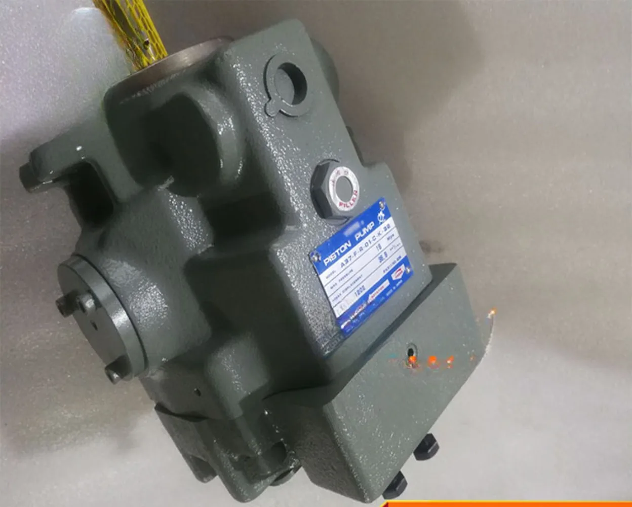 Hydraulic plunger pump A22-L-R-04-C-S-K-32 high pressure variable oil pump AR16-FR01B-20