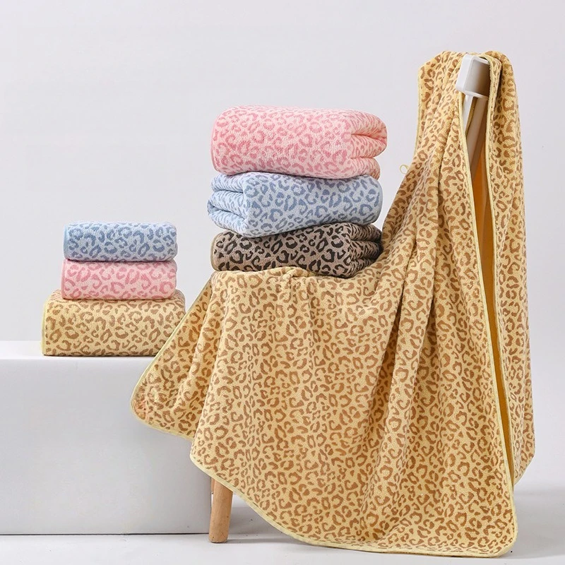3PCS Round Edge Stitching Fine Fluff Lint-resistant Coral Fleece Towel Set Guest Bath Kit for Hotel Homestay Use