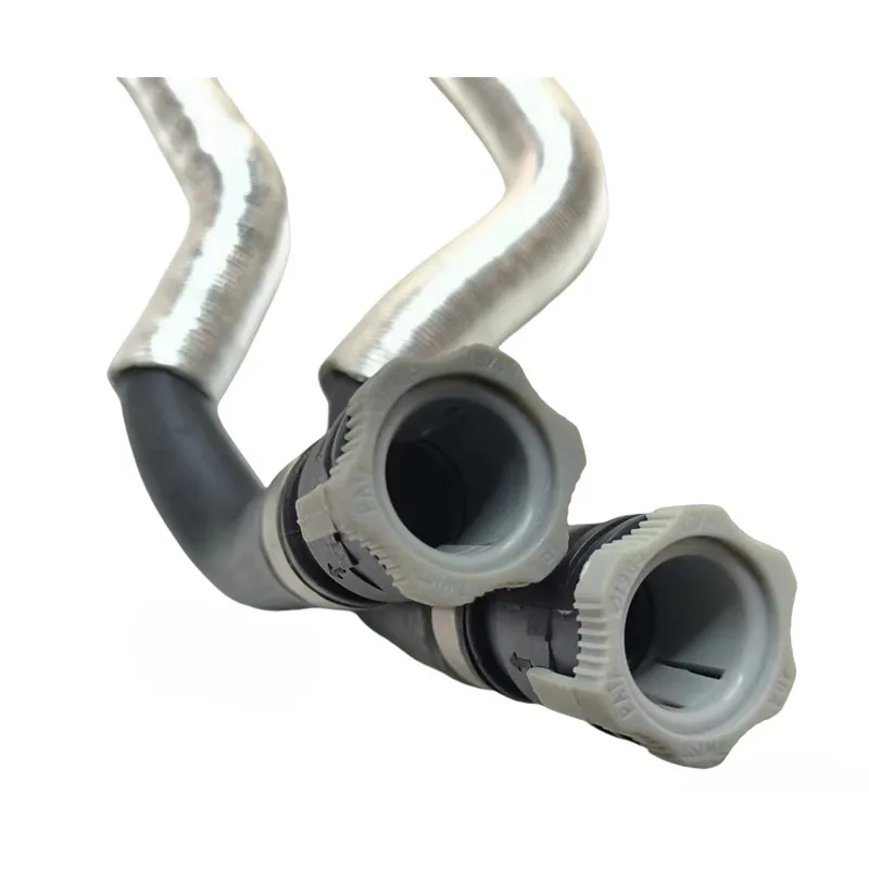 Manguera del calentador Tanque de agua Manguera de calefacción Conexión del tanque del calentador Tubo pequeño para Volvo S40 C30 C70 V50