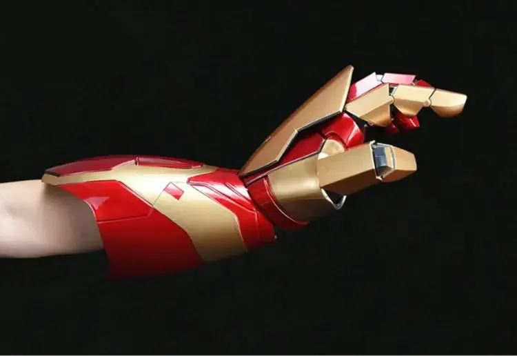 1/1 Iron man MK42 XLII Wearable Blaster Gauntlet Arm Hand Cattoys Mark42 LED Armor Hand cosplay Costume party Anime show props