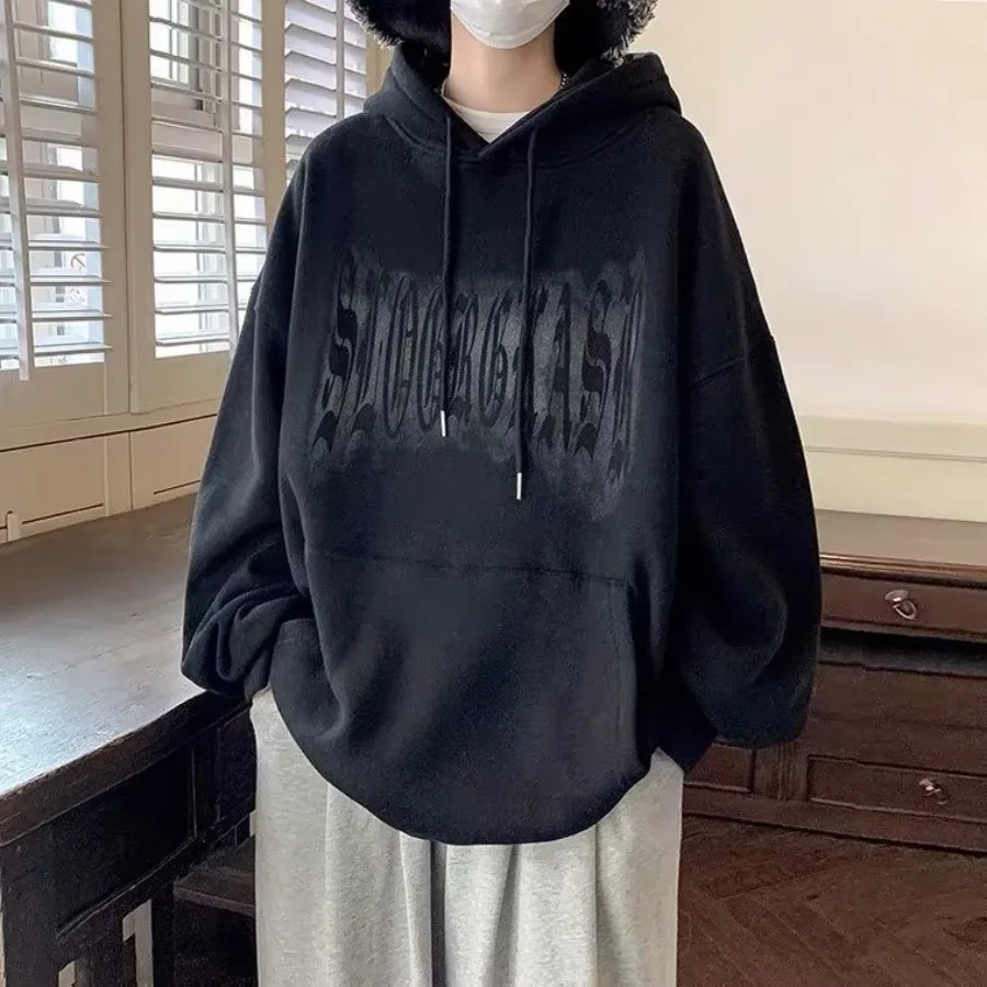 【M-8XL 】سترة بقلنسوة أمريكية ريترو هاي ستريت للرجال عصرية وعصرية فضفاضة وكبيرة الحجم للرجال