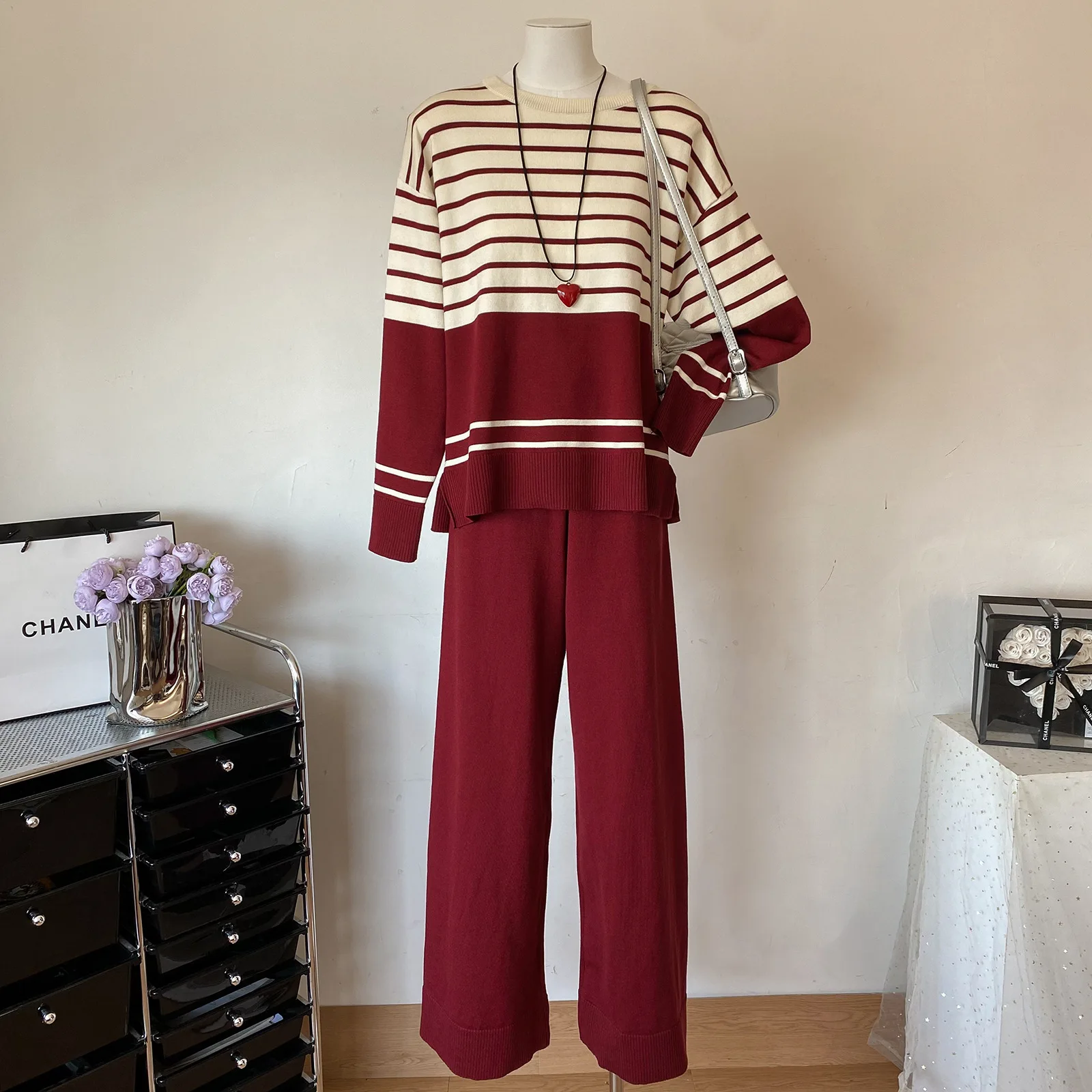 Women Sweater Winter 2 Piece Sets Elegnat Knitted Home Suits Female Sweaters Stripe Top Wide Leg Pants Vintage Womens Outfit