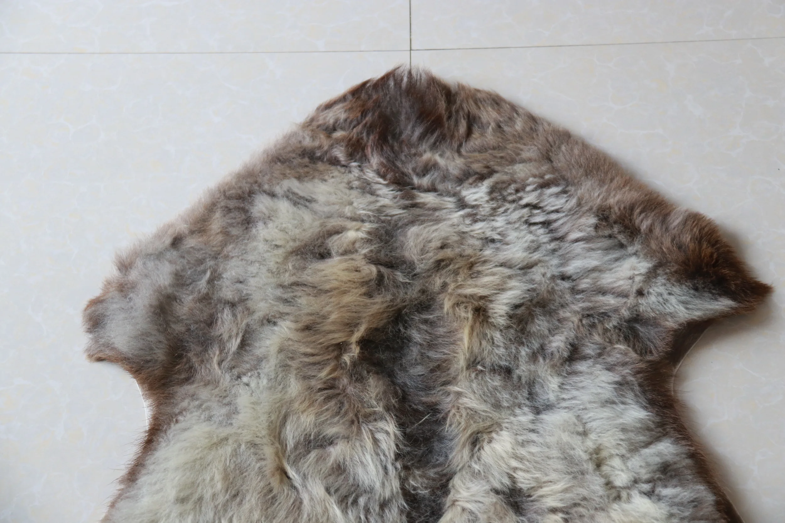 TSR05 Curlyfur Decorative Home Floor Rug Natural Beige Brown Color Real Tibetan Sheepskin Fur Hide