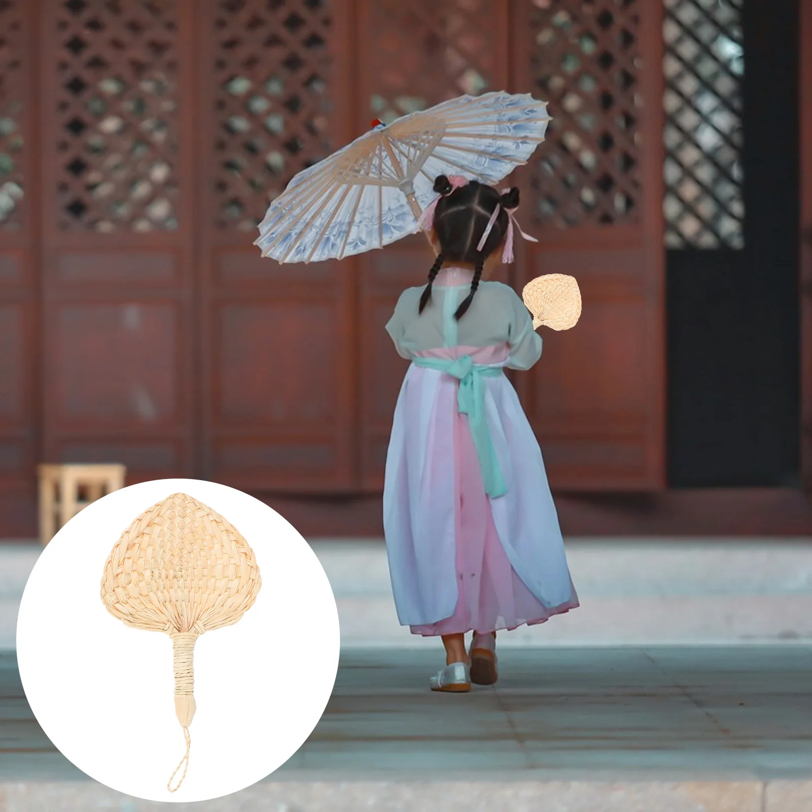 

Natural Palm Leaf Hand Handmade Cooling Summer For Women Portable Lightweight Decorative For Home Wedding Style